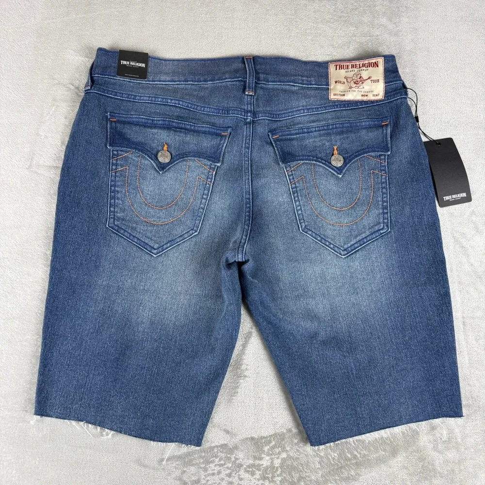 True Religion Rocco Relaxed Skinny Jean Shorts Mens 36 Blue Raw Hem $124 New NWT